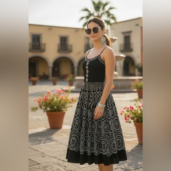 Sue Wong Dresses & Skirts - Vintage Sue Wong embroidered cotton sleeveless dress! - 2007 Fashion Show. RARE!